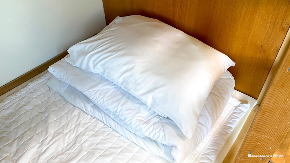 Backpacker's Home 12