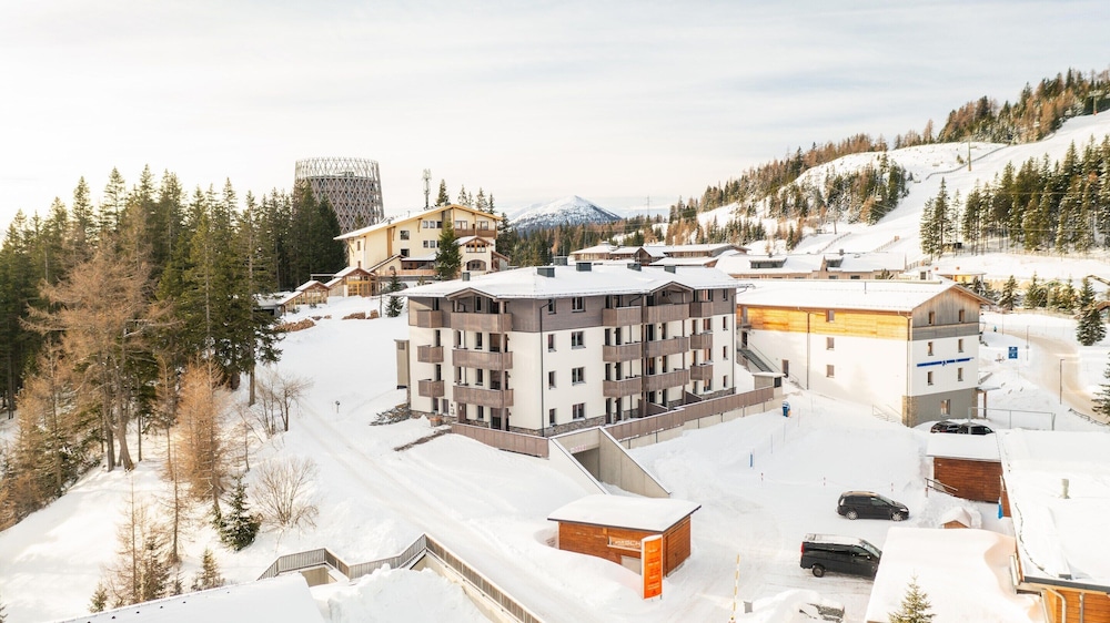 Penthouse in Katschberghohe Near Ski Slopes