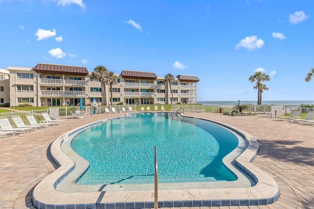 Chateau by the Sea 34B