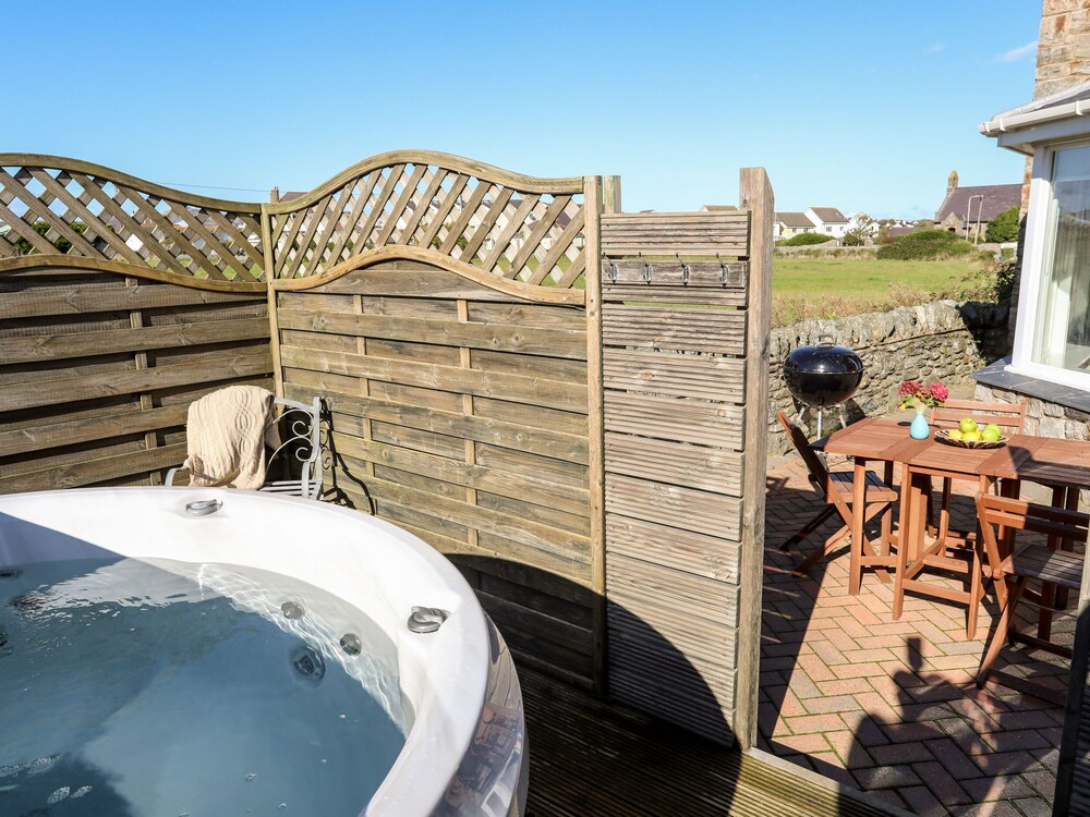 Tyn Towyn - The Stables view 4