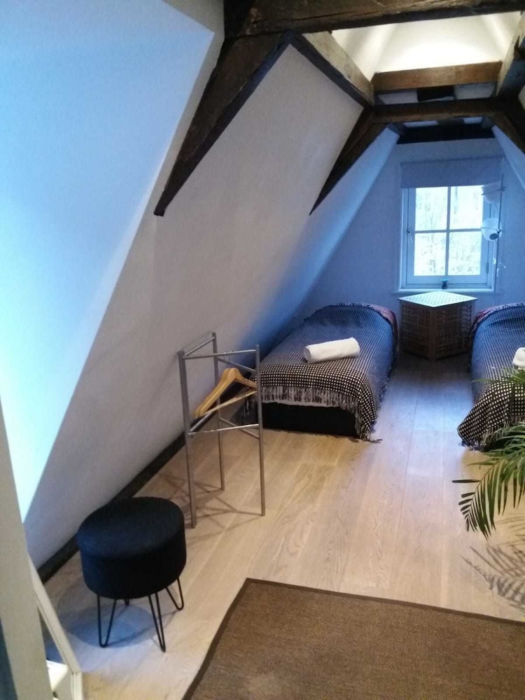 Residence 86