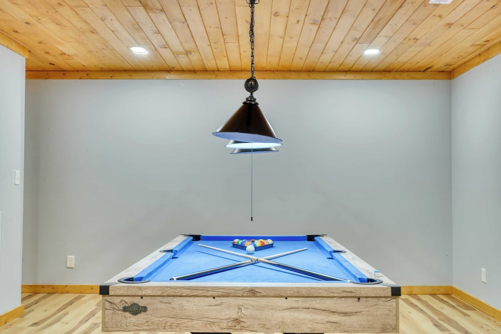 Hot Tub, Game Room & Views Near Downtown Gatlinburg Perfect Too by Avantstay