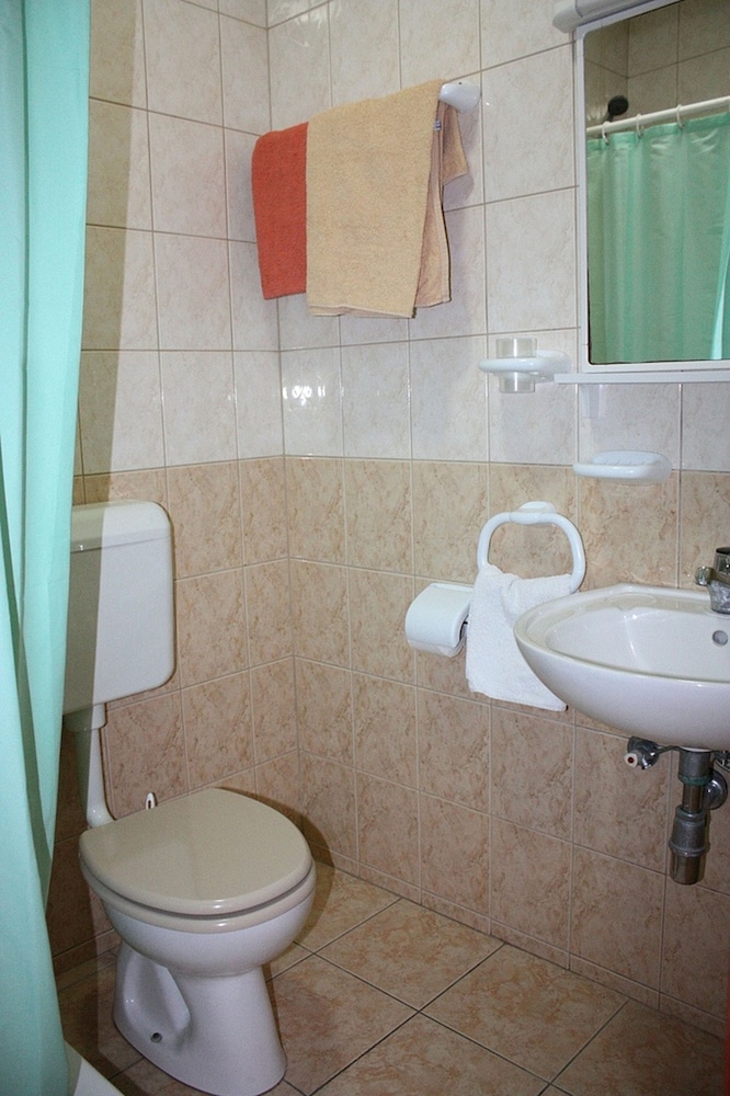 Photo 57