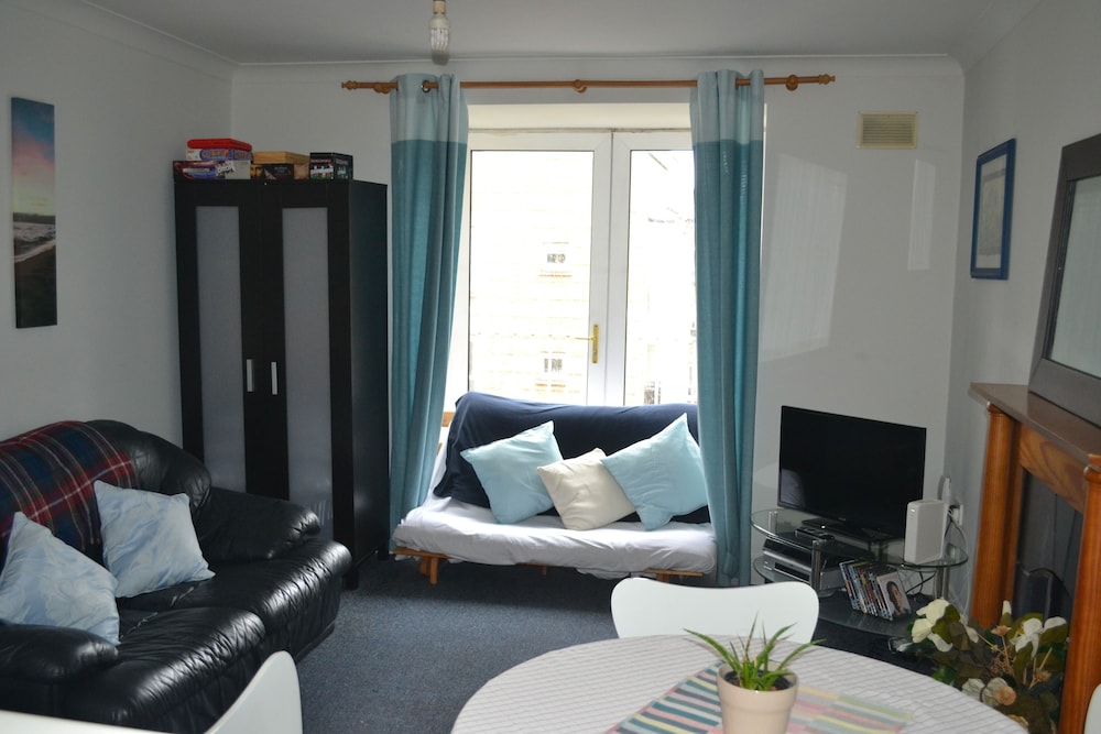 Jervis Place Apartment