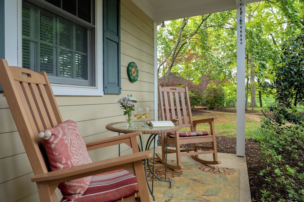 Foxfield Inn