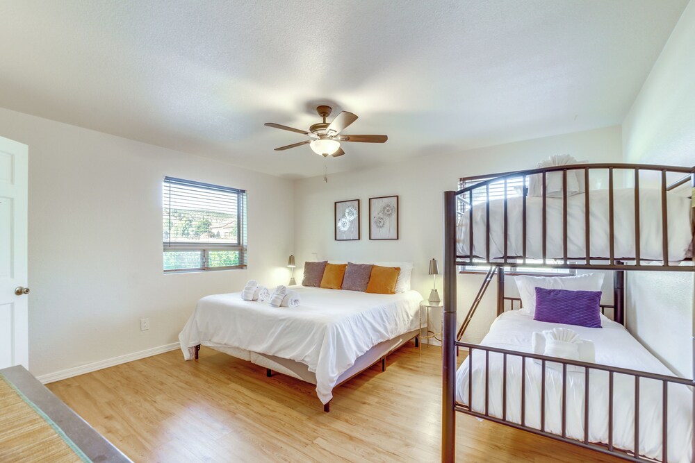 Castle Rock Views: Sedona Retreat w/ Hot Tub!