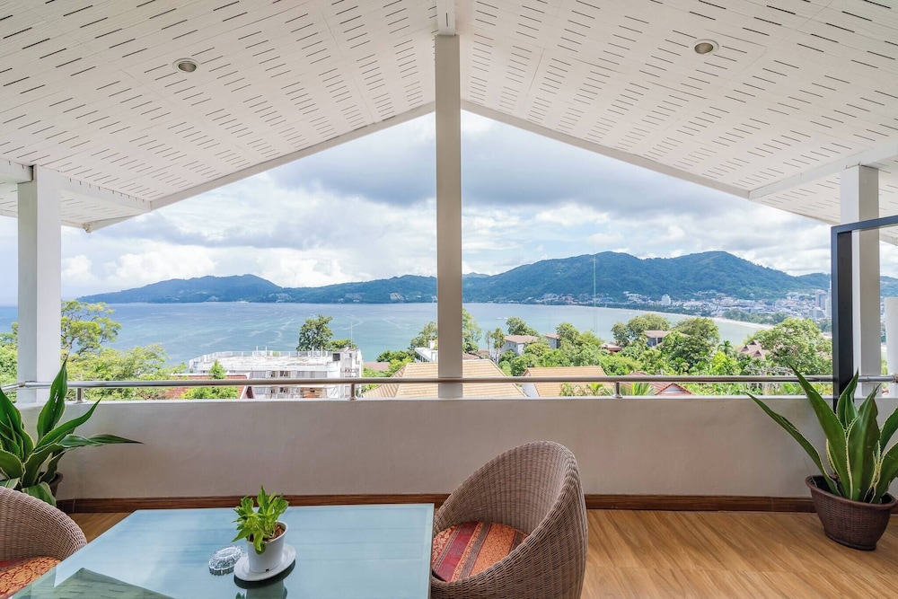 Luxurious 5-bedroom Pool Villa in Heart of Patong, Phuket