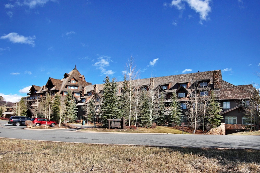 1br Ski In/ski Out Location At The Top Of Bachelor Gulch! 1 Bedroom Condo by RedAwning view 3