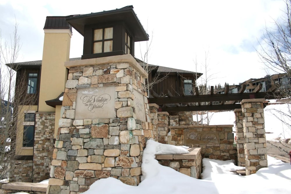 Vintage on the Strand Collection by KBM - 2 Homes in same complex (14/17)
