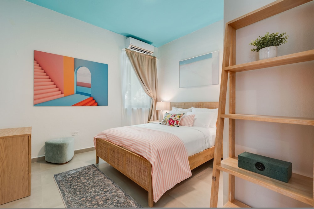 Stylish Apartment in Condado