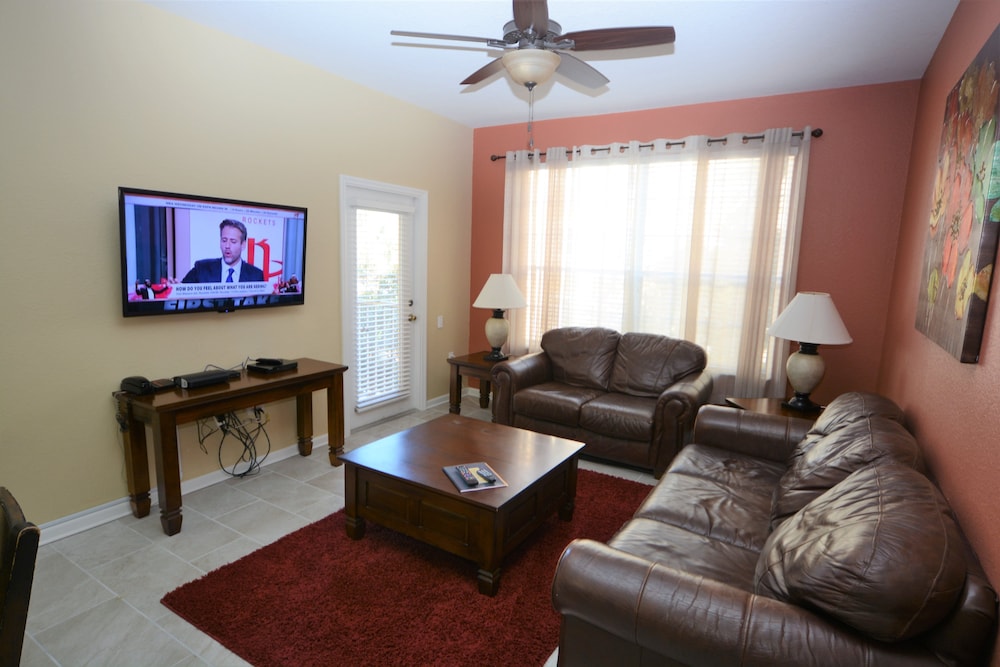 7671cs #205 3-bed Windsor Hills Resort Condo! - Image 2