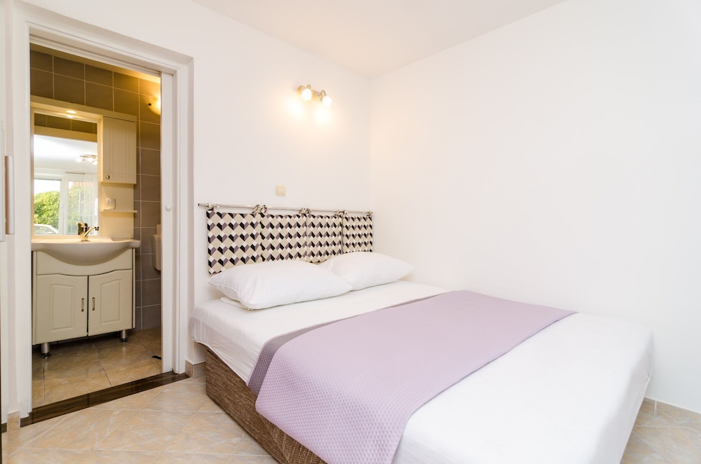 Maraština Suites