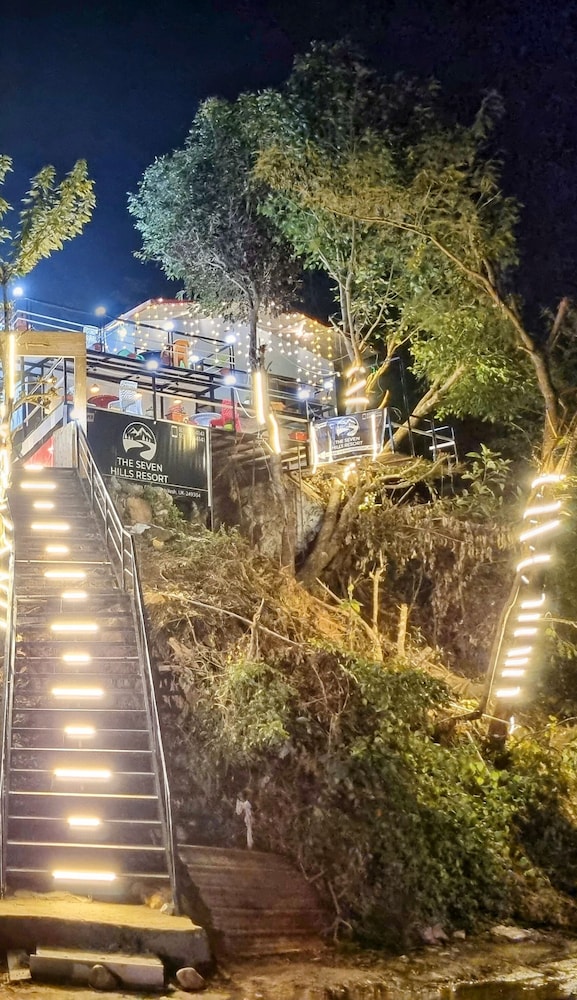 The Seven Hills Resort