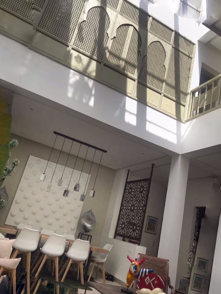 lounge