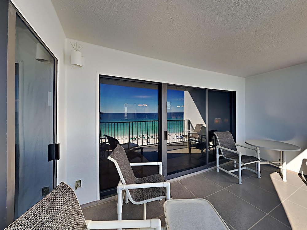 Emerald Towers by Southern Vacation Rentals