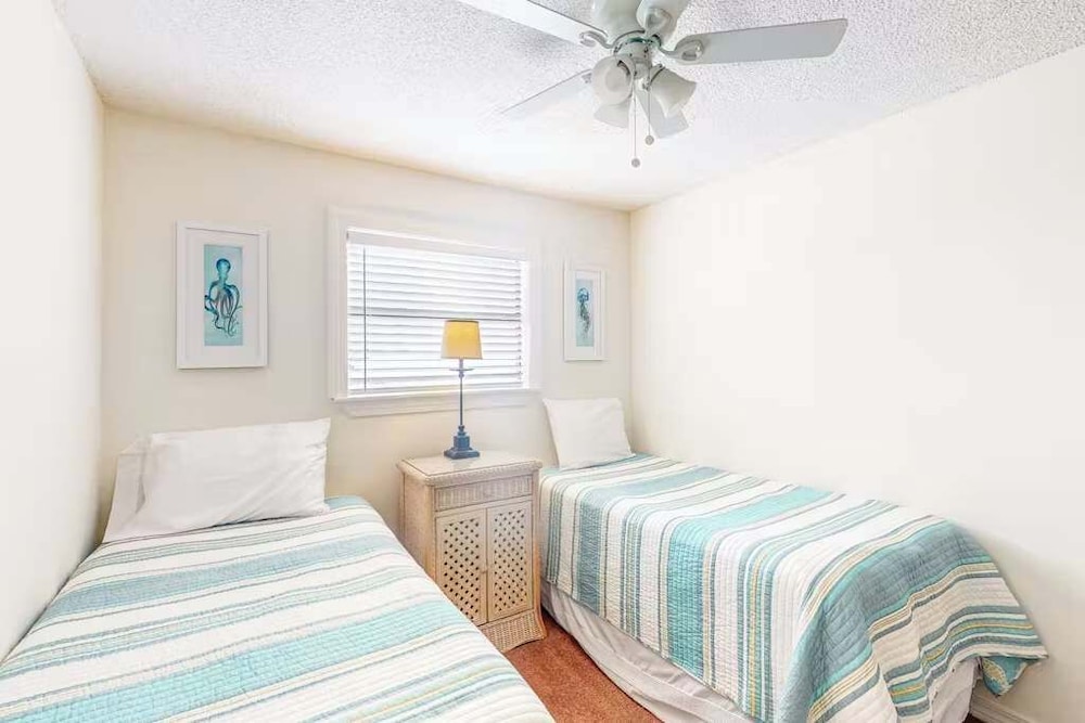 Leo s Place - 2 Bed With Pool Beaches Dining