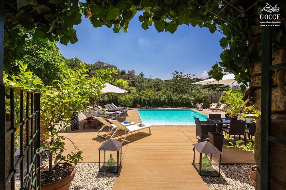 Villa Rococo - Luxury Period Villa With Pool and sea Views view 5