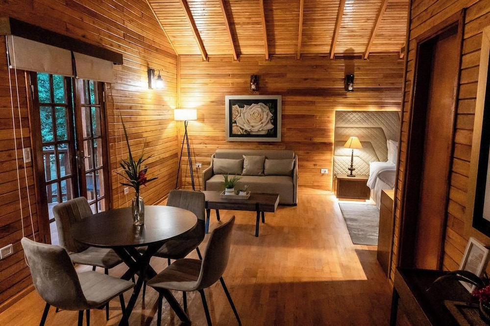 Papalo Resort Hotel