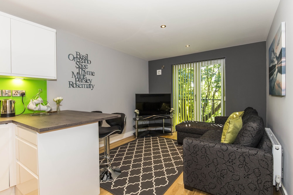 Pullman House Serviced Apartments view 4