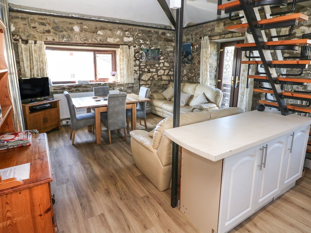 Corner Cottage