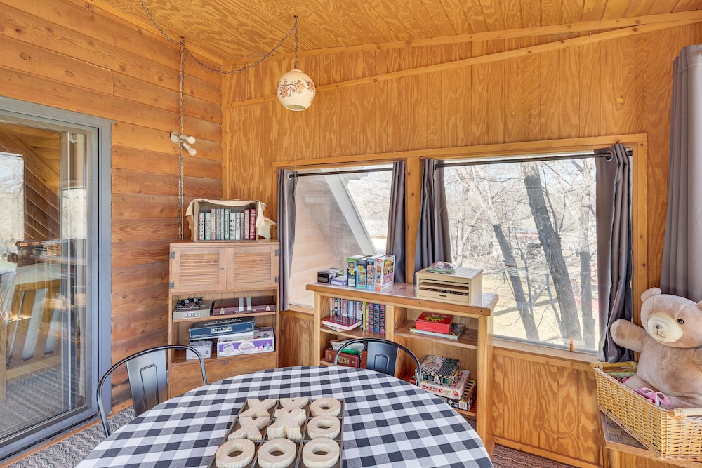 Cottonwood Cabin w/ Private On-site Fly Fishing! view 4