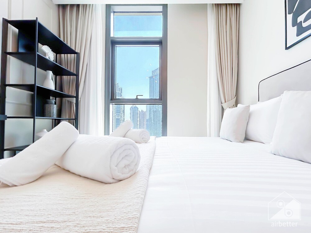 2B With Stunning Burj Views at Burj Crown