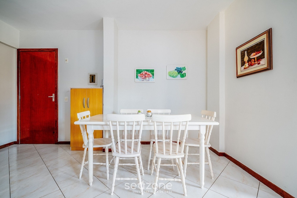 Apt W/barbecue 3 Minutes From Bombas Beach Fdl101