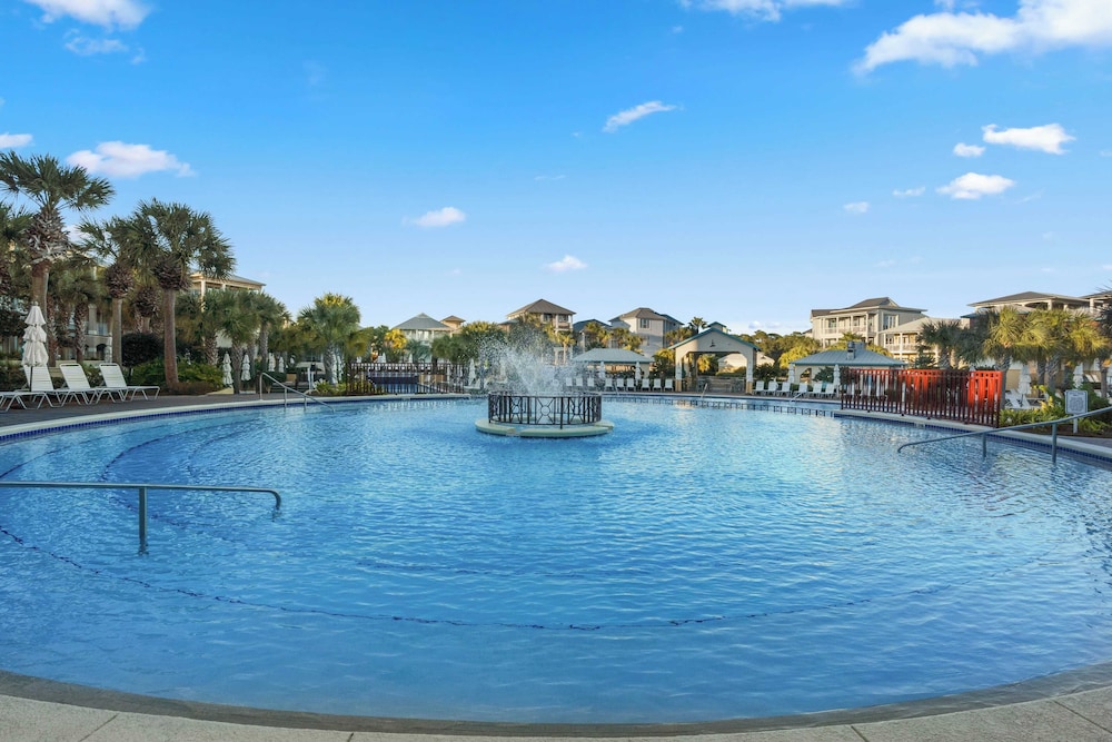 Isle Be Back by Avantstay Pool, 2blocks to Beach