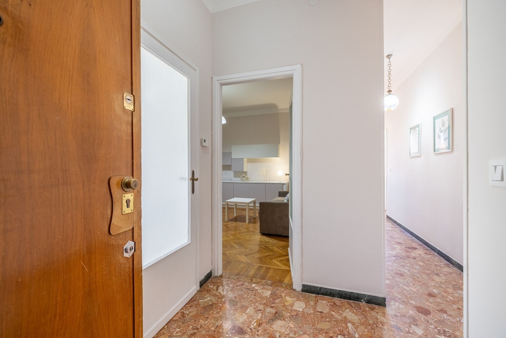 Sea View Central Apartment by Wonderful Italy