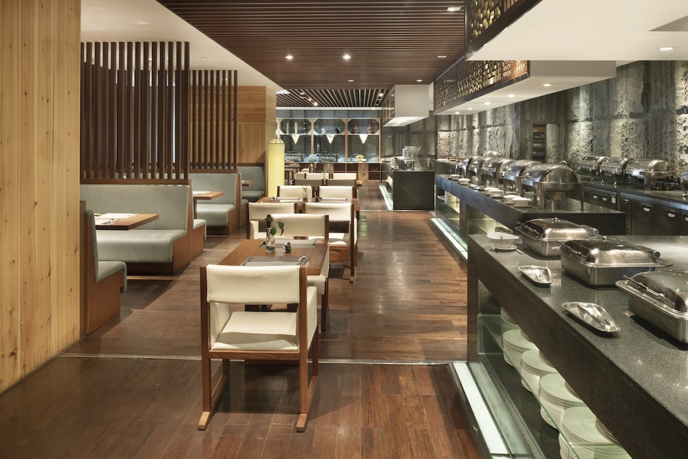 Crowne Plaza Yading by IHG