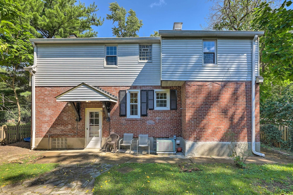 Cincinnati Vacations - Charming Cincinnati Home < 10 Mi to Downtown! - Property Image 7