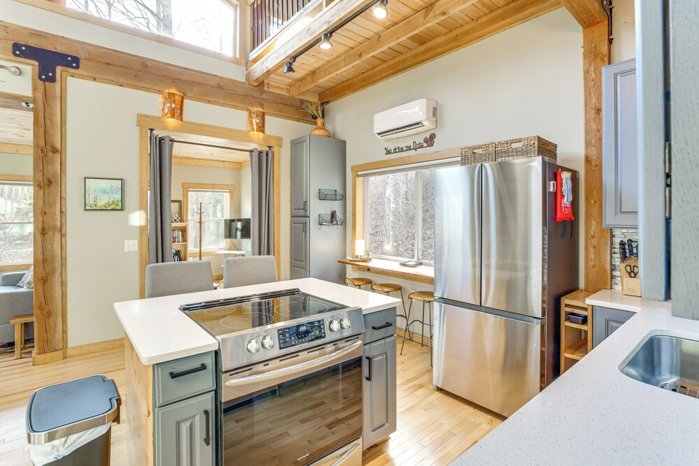 'the Nuthouse on Squirrel Creek': Ski, Hike & Fish