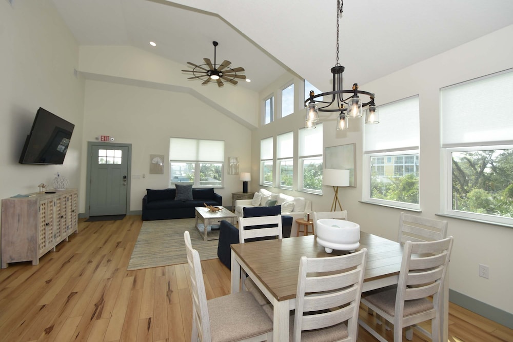 Casa Blanca 3 2 New Beach Home With Heated Pool