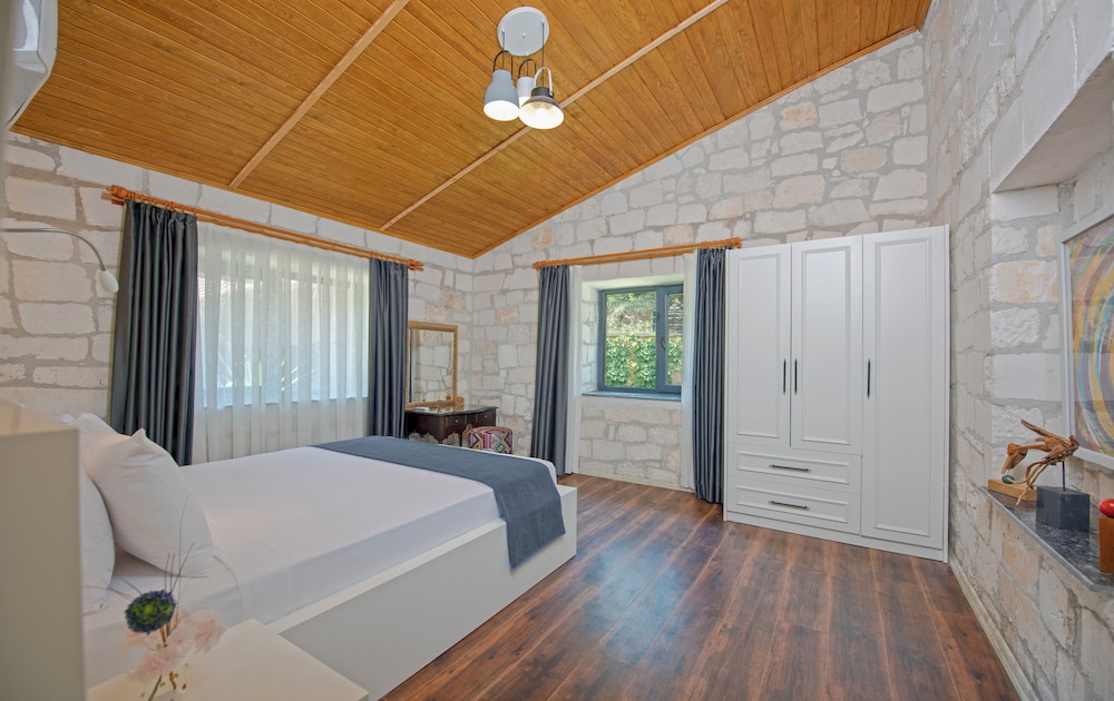 YUSALİS GARDEN HOTEL