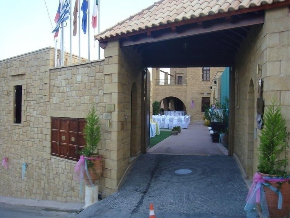 Photo 34