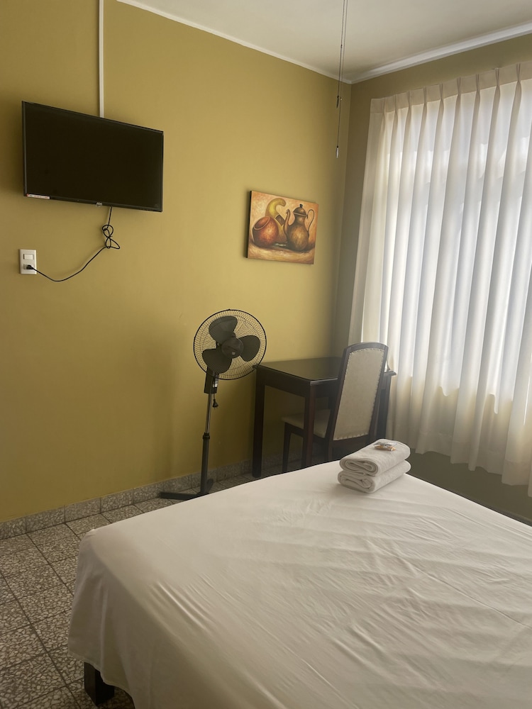 Hotel Calmelia