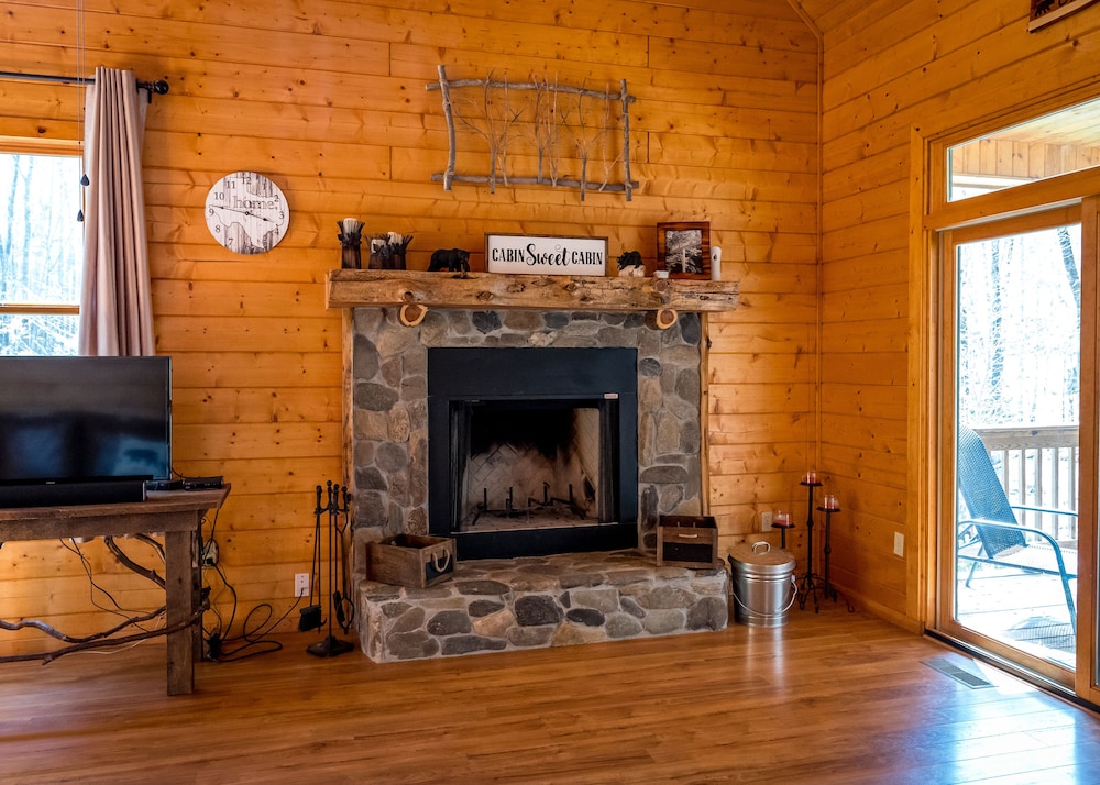 stayNantahala - Smoky Mountain Cabins