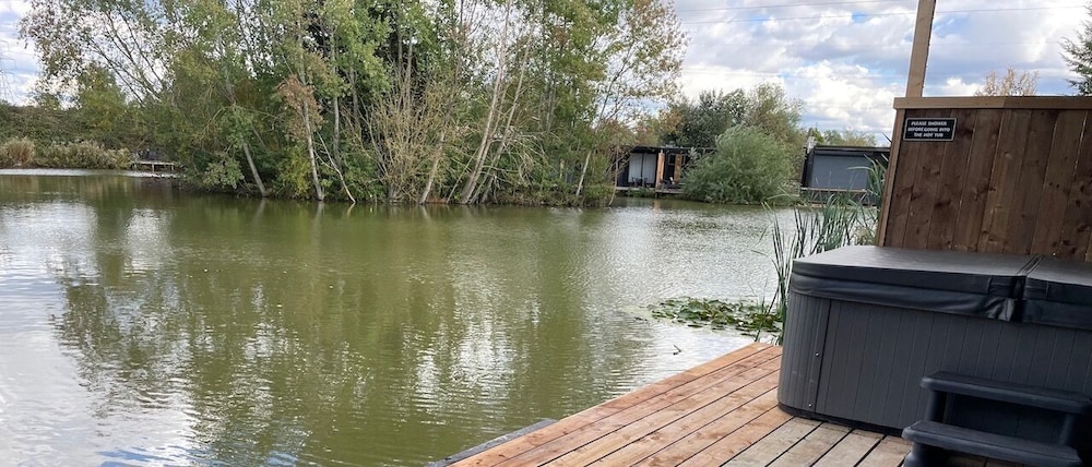 The Waterfront Lodges