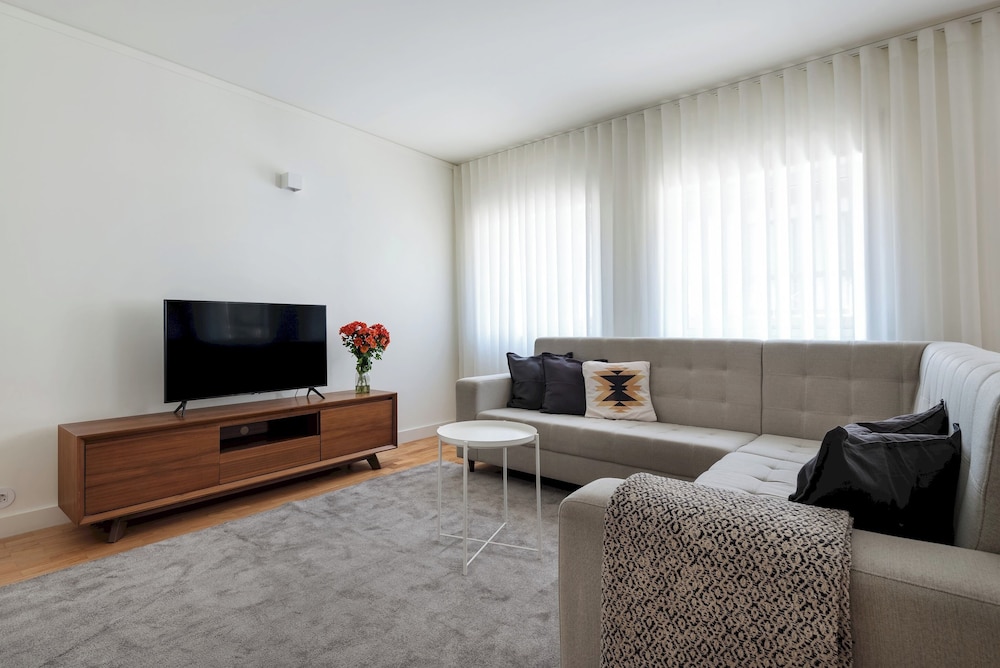 Acm021 Bombarda Homes, Spacious 3BR for Families