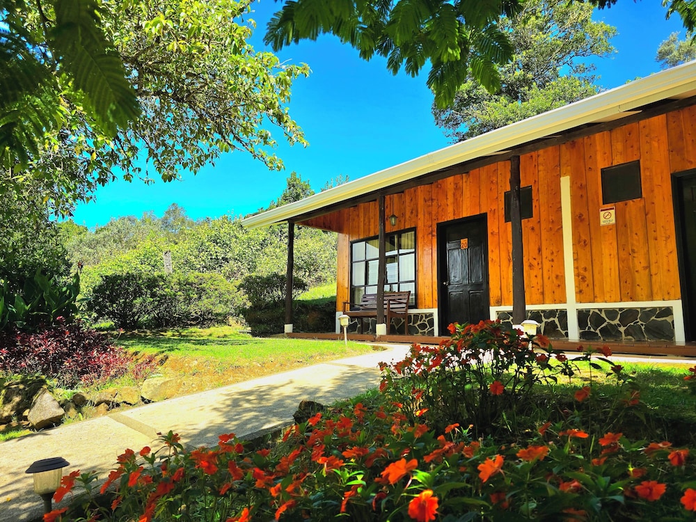 Hotel de Montaña Suria
