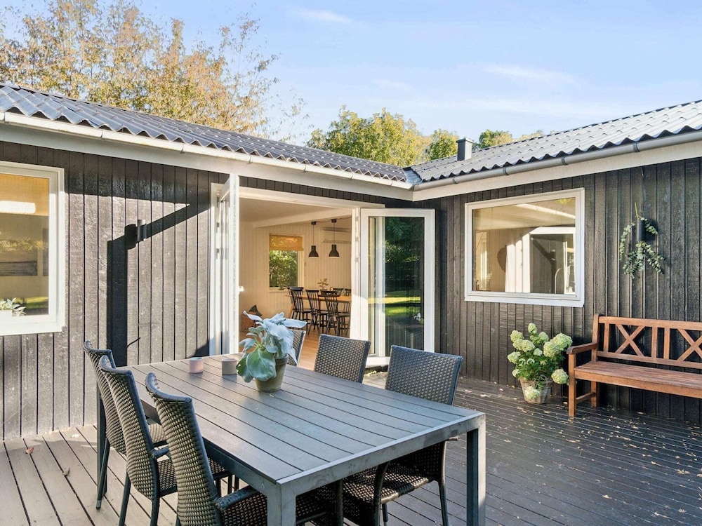 5 Star Holiday Home in Hornbaek