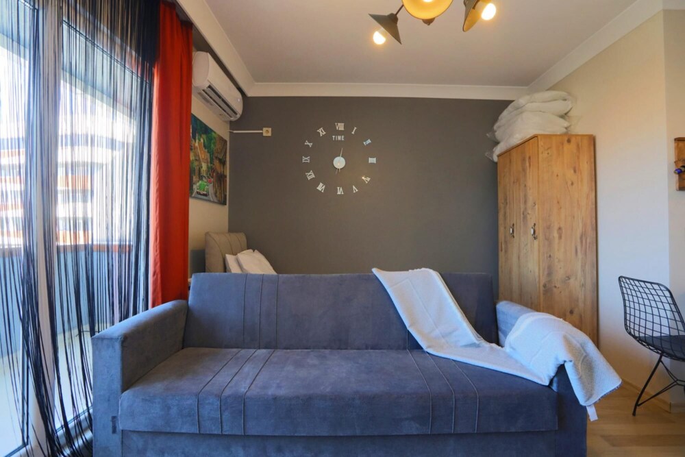 Studio Flat With Shared Pool Near Sabiha Gokcen