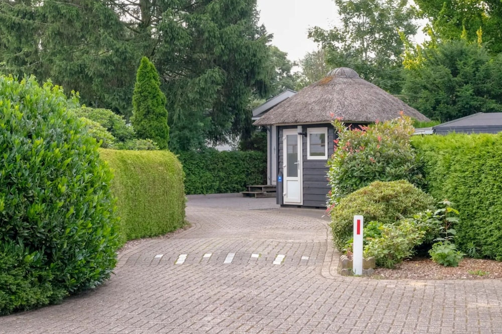 Chalet in Veluwe Near Kootwijkerzand