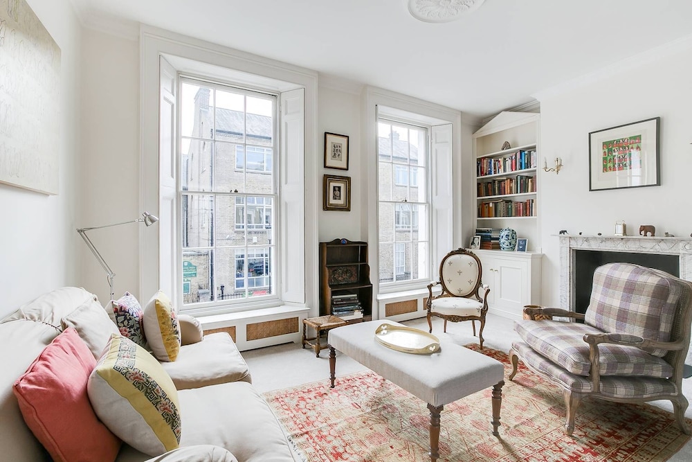 Cadogan Street III by Onefinestay