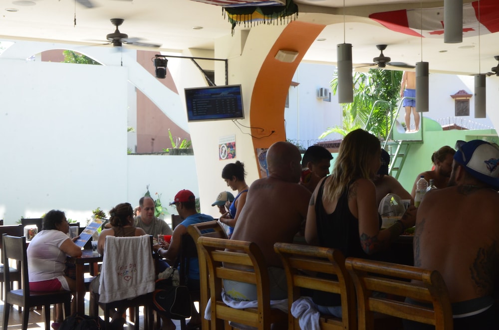 Room2Board Hostel and Surf School