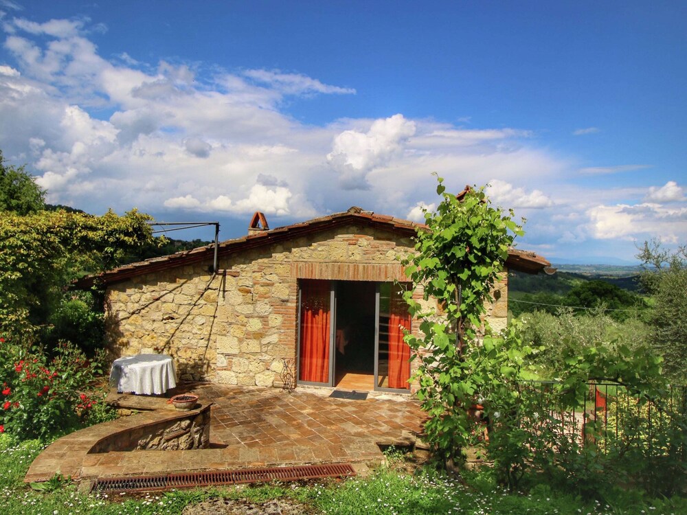 Rustic Villa with Private Pool near Montepulciano view 2