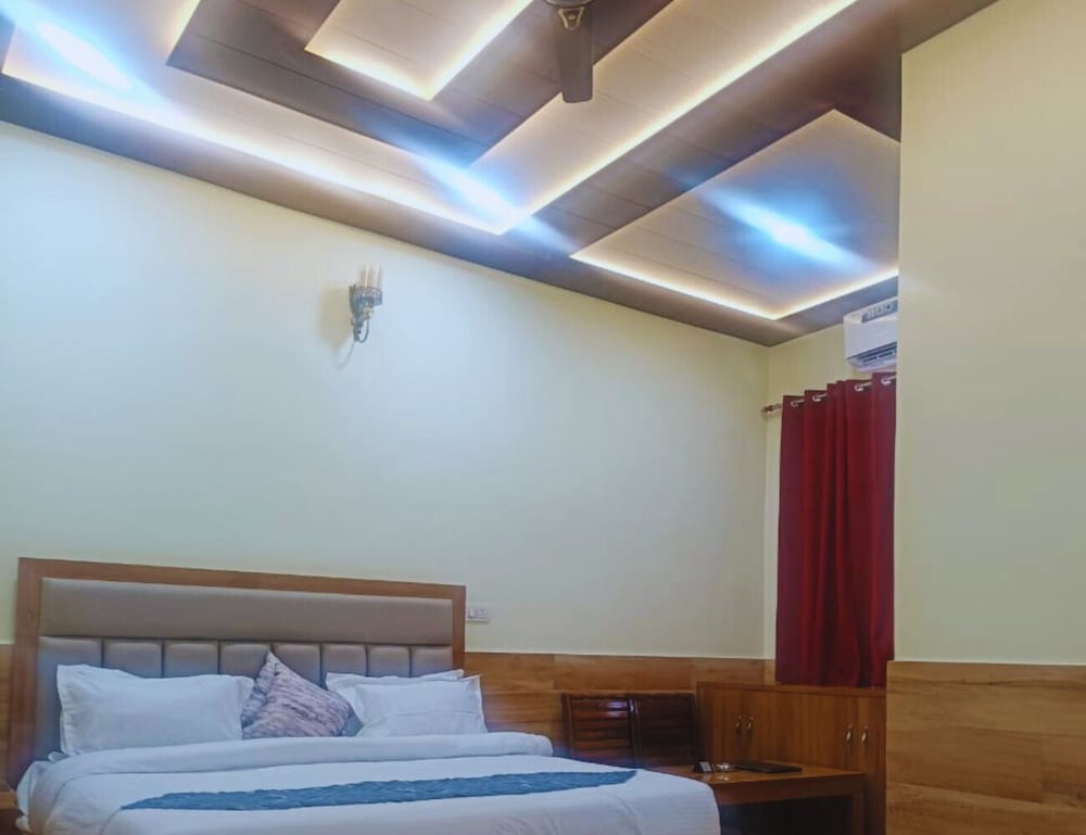 Hotel Shani - Punjabi Rasoi
