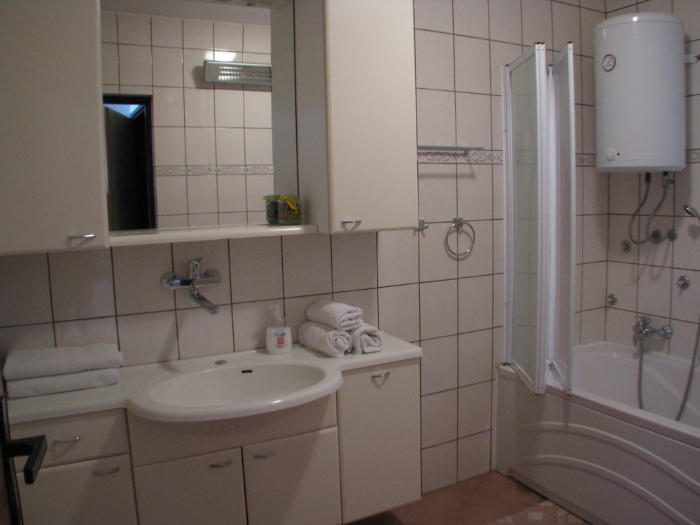 Photo 60