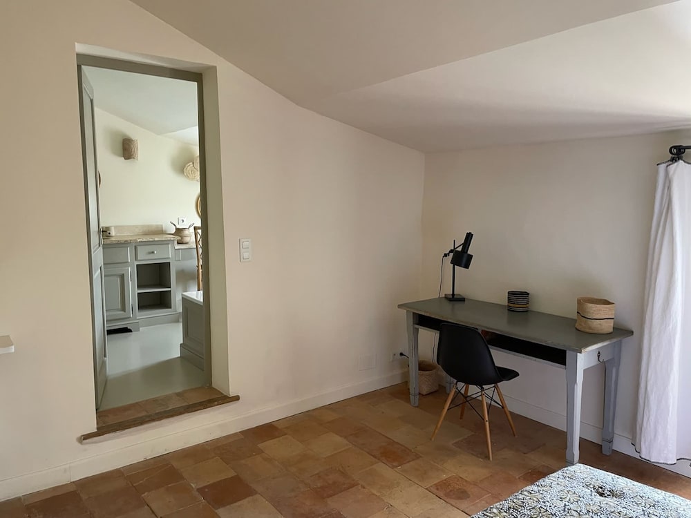 Villa Maillane 18th Century Residence Completely Renovated
