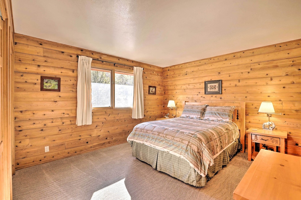 1 Mi to Granby Ranch: Family-friendly Cabin! view 3